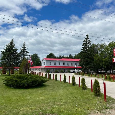 Wiarton Willys Inn Exterior foto